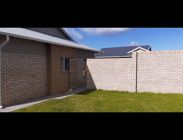 3 BEDROOM HOUSE FOR SALE IN HANSMOESKRAAL